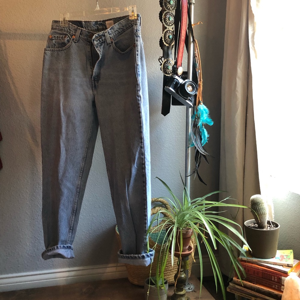 Vintage Levi’s 512 High Waisted Jeans